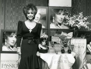 Elizabeth Taylor 87 NY.jpg